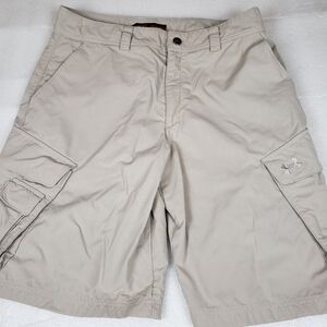 Under Armour Cargo Shorts Men's 34 Hiking Outdoors Camping Fishing Golf Beach